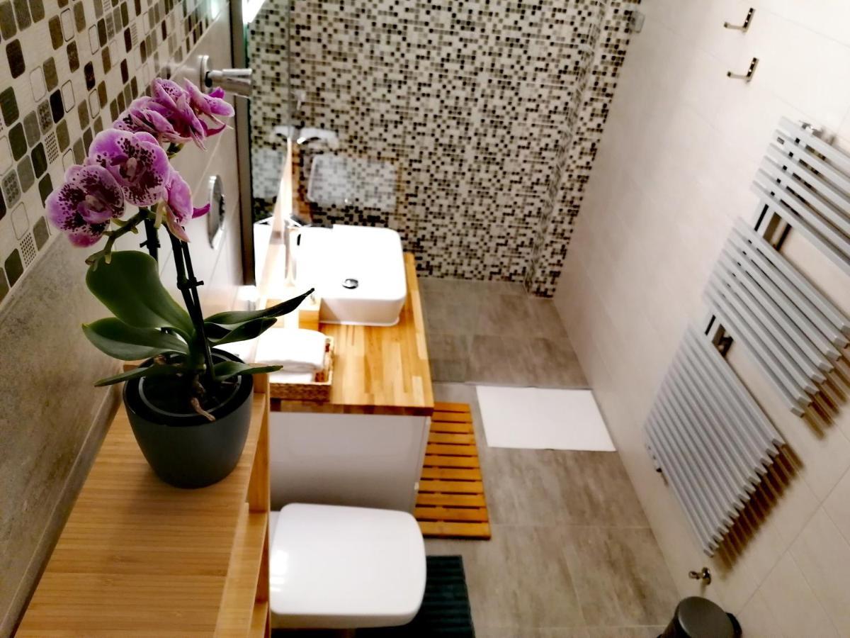 בראשוב Wooden Touch Studio מראה חיצוני תמונה
