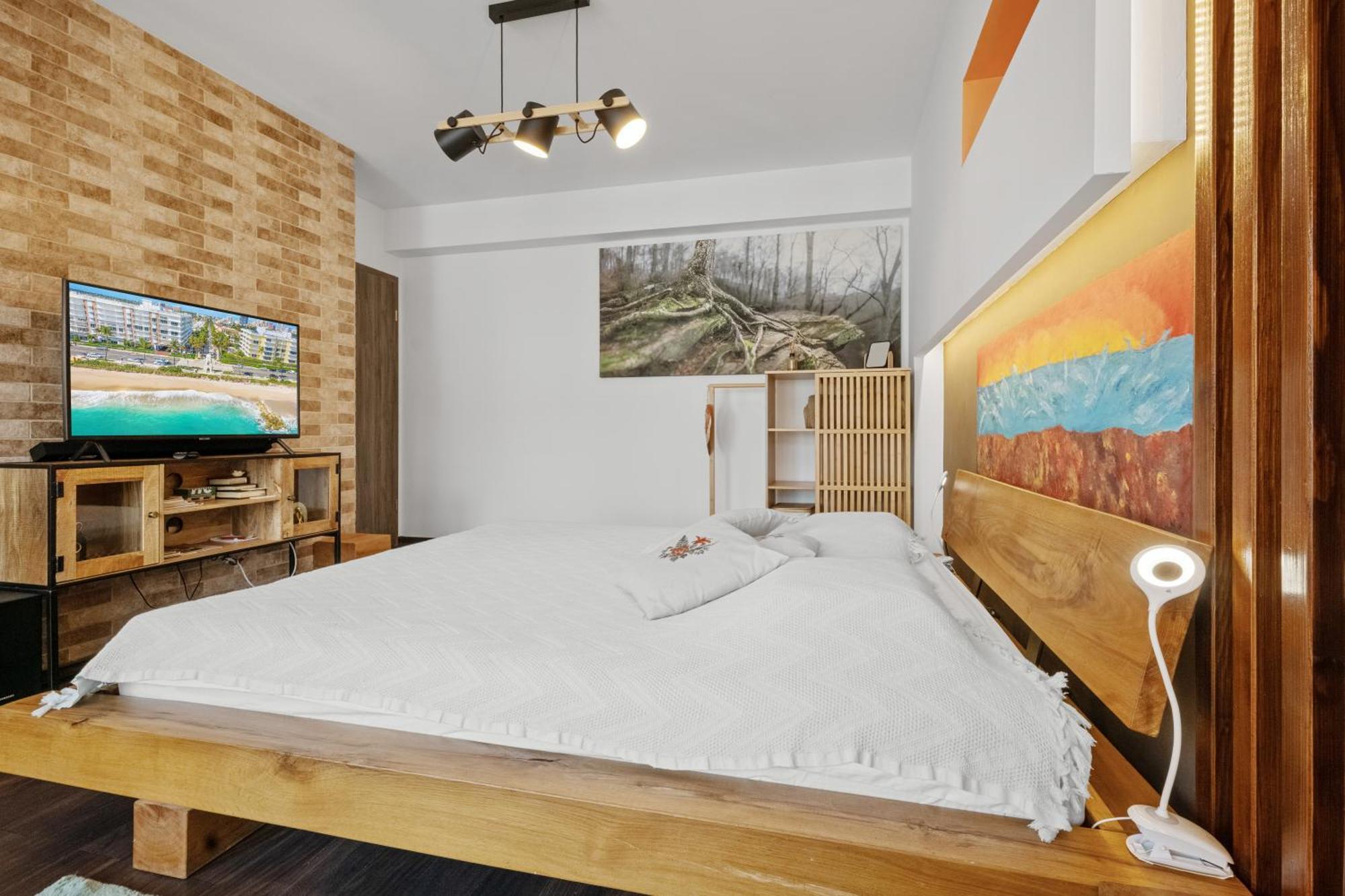 בראשוב Wooden Touch Studio מראה חיצוני תמונה