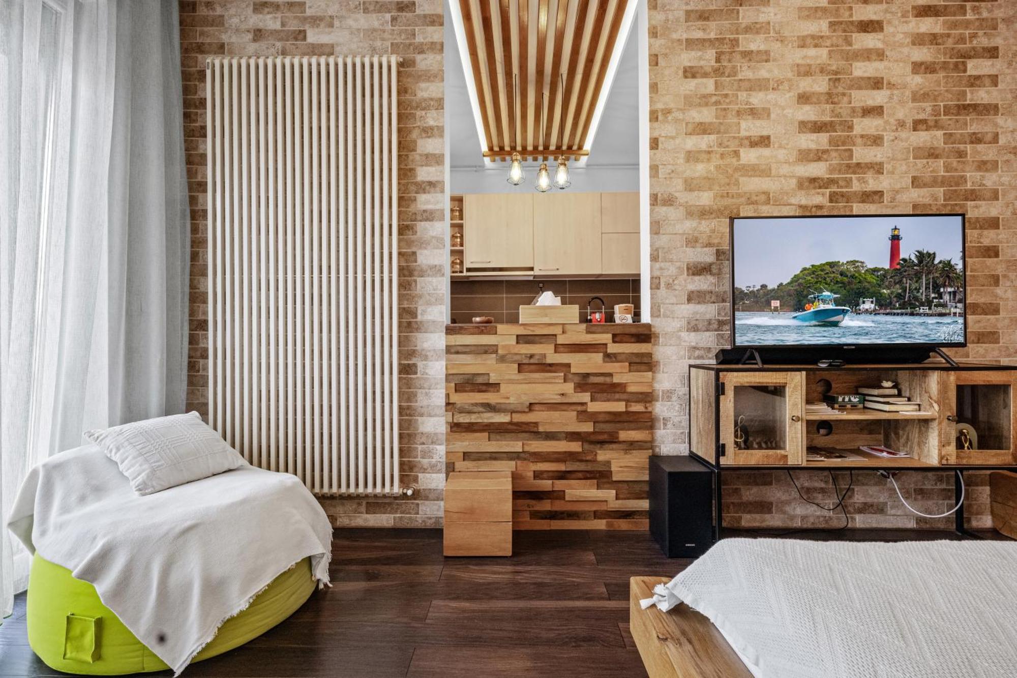 בראשוב Wooden Touch Studio מראה חיצוני תמונה