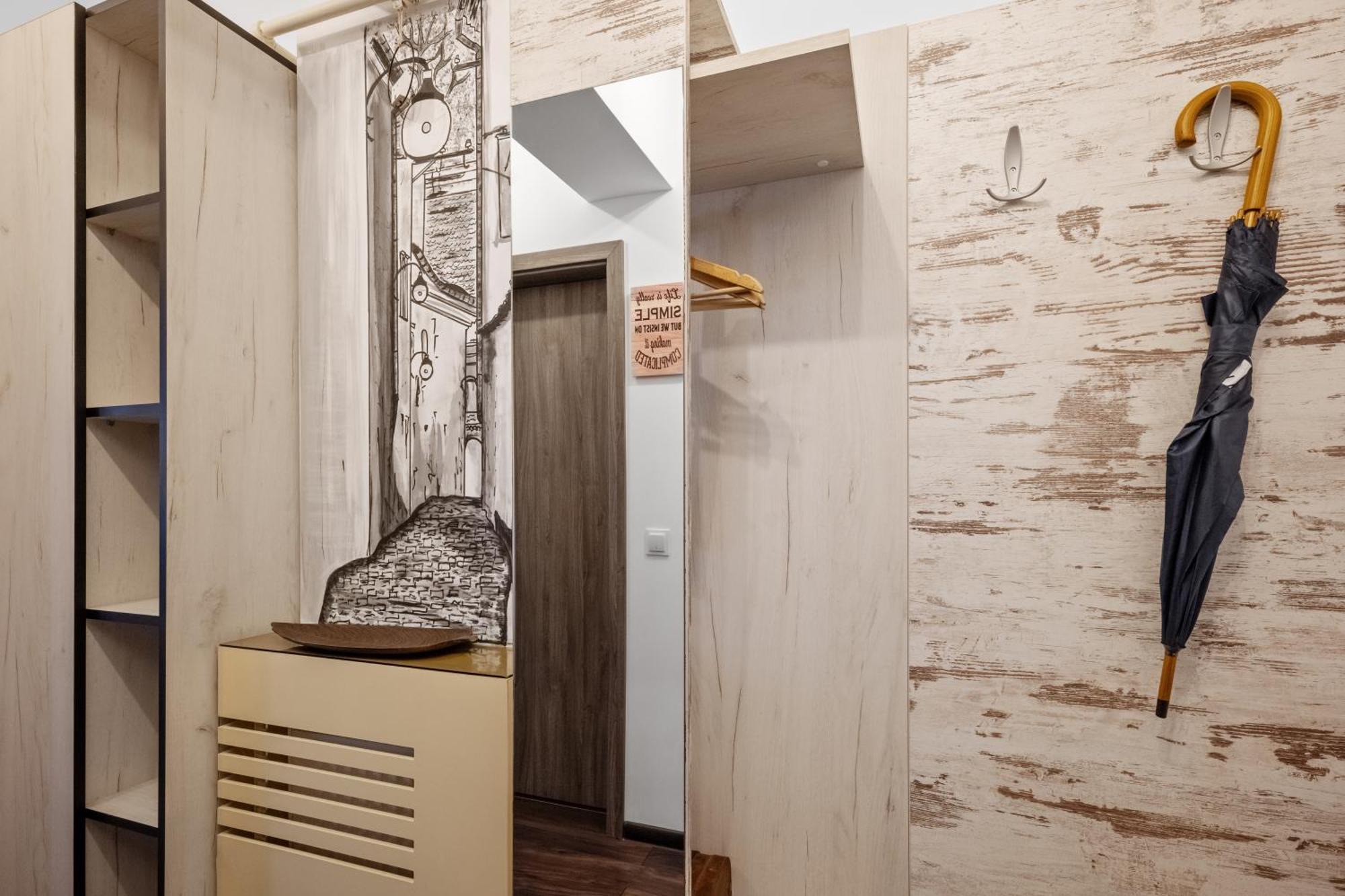 בראשוב Wooden Touch Studio מראה חיצוני תמונה